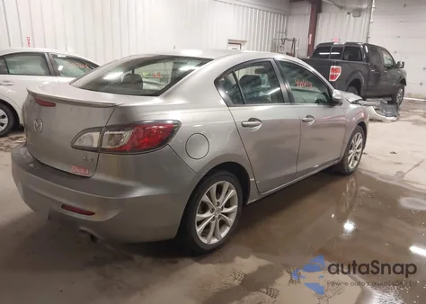 2011 Mazda Mazda3 S Sport z USA, uszkodzony, nr VIN JM1BL1U55B1480643